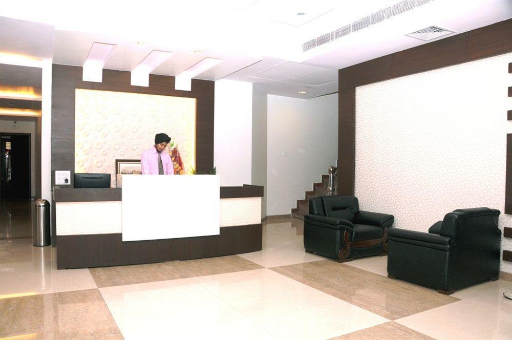 Hotel Prems Paradise Амритсар Екстериор снимка